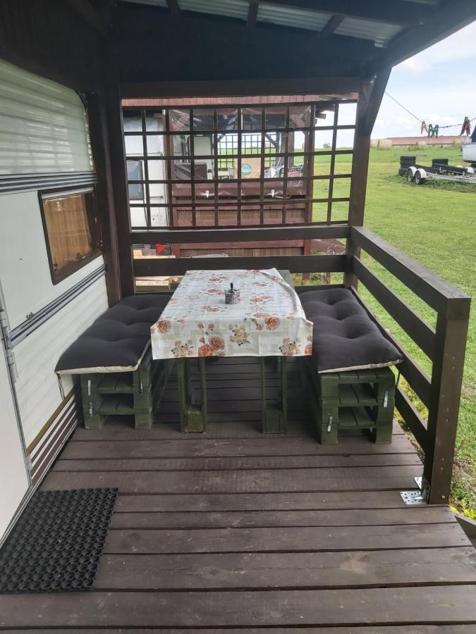 Kemping Pod Topolami Górkło Buitenkant foto